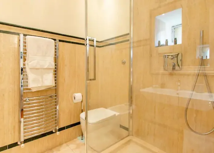 La Petite Maison Piave * רומא